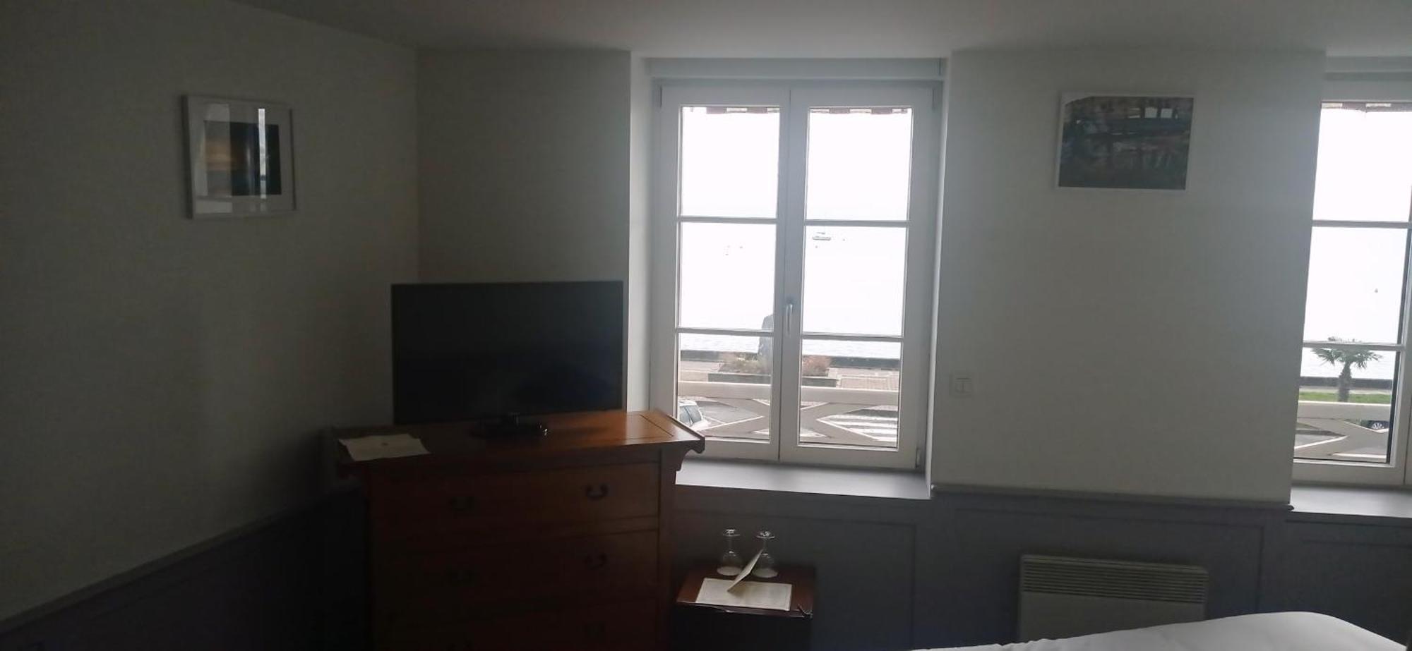 Le Querrien Hotel Cancale Bagian luar foto