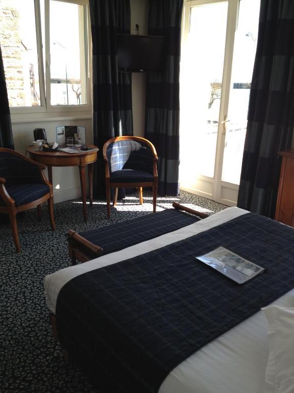 Le Querrien Hotel Cancale Ruang foto
