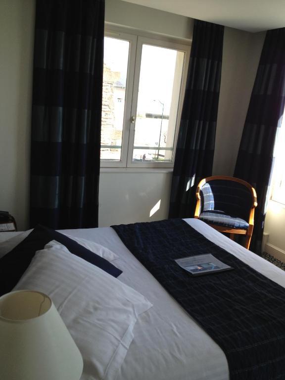 Le Querrien Hotel Cancale Bagian luar foto