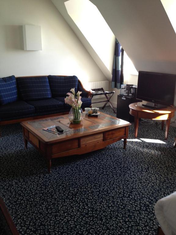 Le Querrien Hotel Cancale Ruang foto