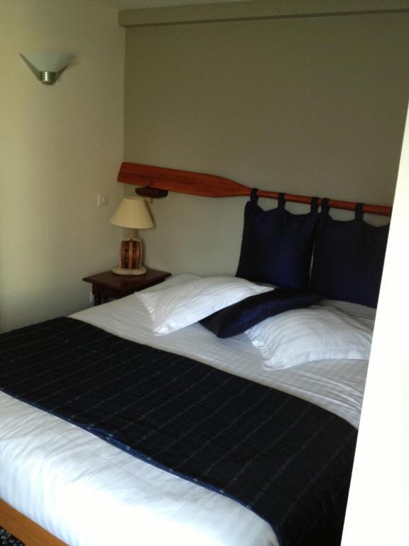 Le Querrien Hotel Cancale Ruang foto