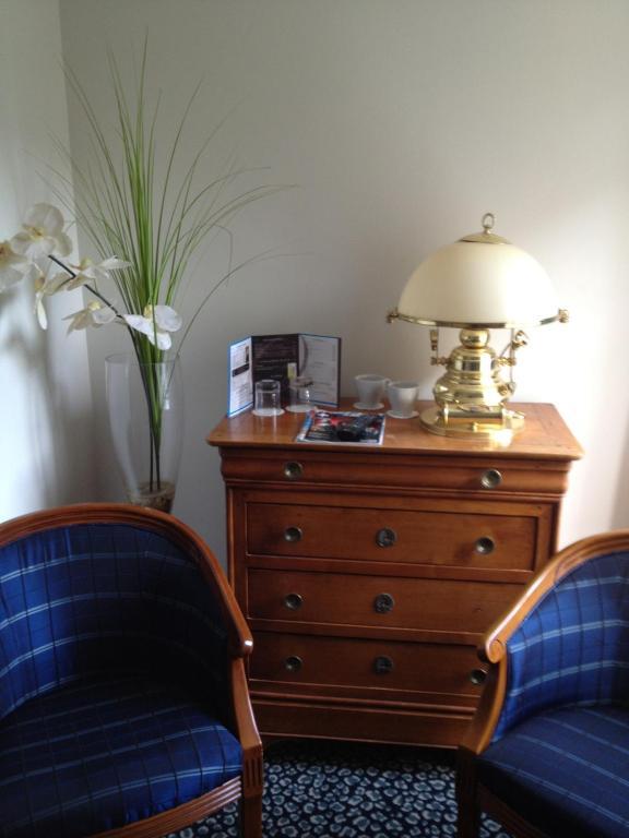 Le Querrien Hotel Cancale Ruang foto